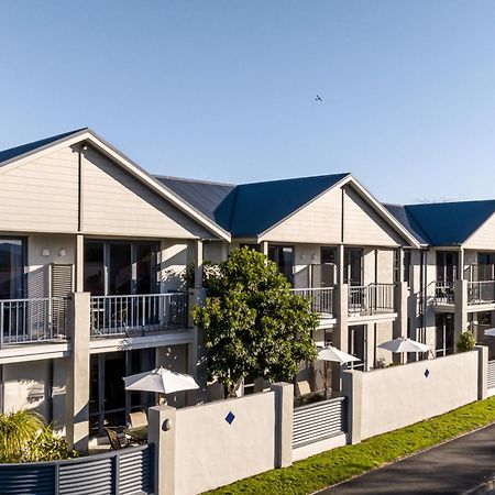 Nautilus Lodge Motel モトゥイーカ エクステリア 写真